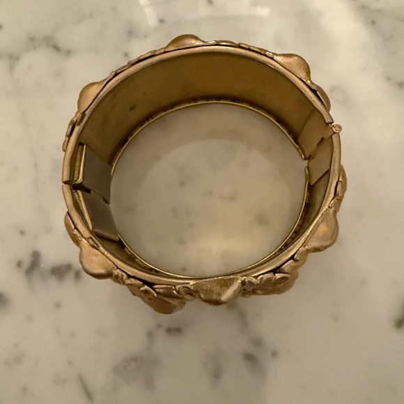 Ornate Vintage Gold-Tone Floral Cuff Bracelet - Picture 3 of 8